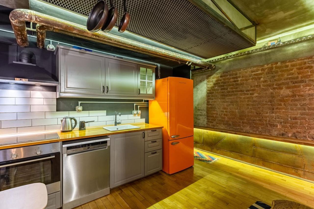 Daire Missafir Well-designed With Calming Backyard In The Heart Of Nisantasi, Sisli